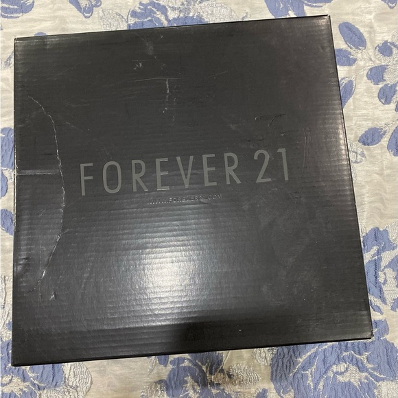 New Black Forever21 Laced Heels - Size 5.5 - Picture 5 of 6